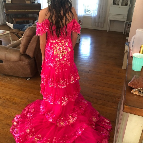 Sherri Hill 55801 Fushia Size 4- No alterations STUNNING DRESS! - Picture 2 of 2